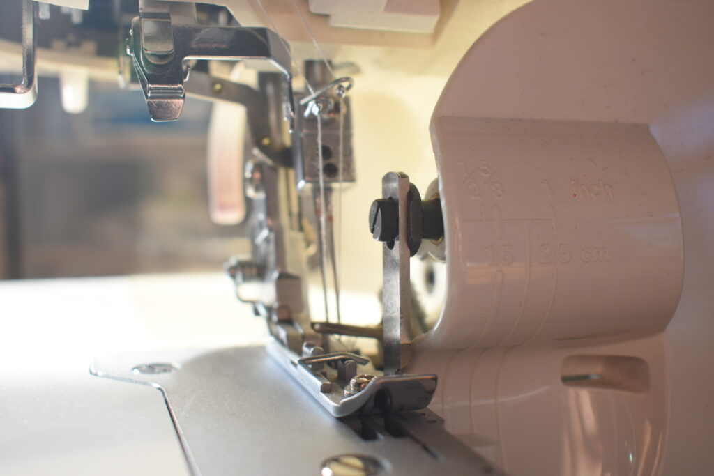 25 Easy Tips For a Budding Seamstress 1 sewing machineDSC 0412