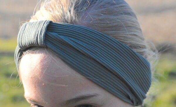 olive athletic headband DSC 0062